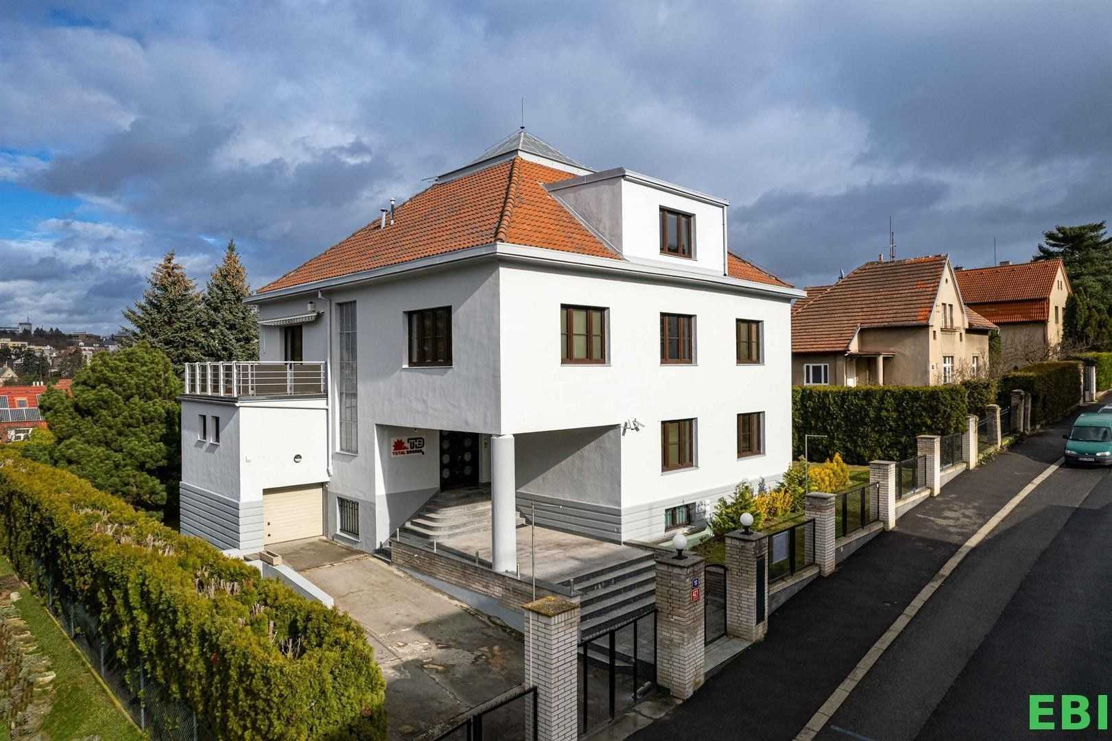 Sale House for 4+KK Praha, Za skalkou č. 1