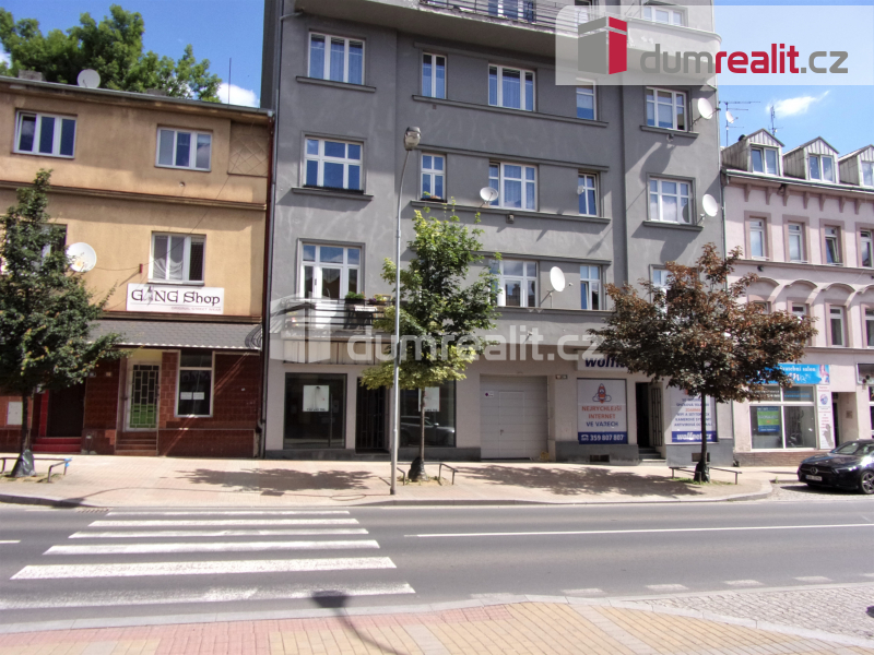 Prodej bytu 2+1 Karlovy Vary, Sokolovská 180 č. 1